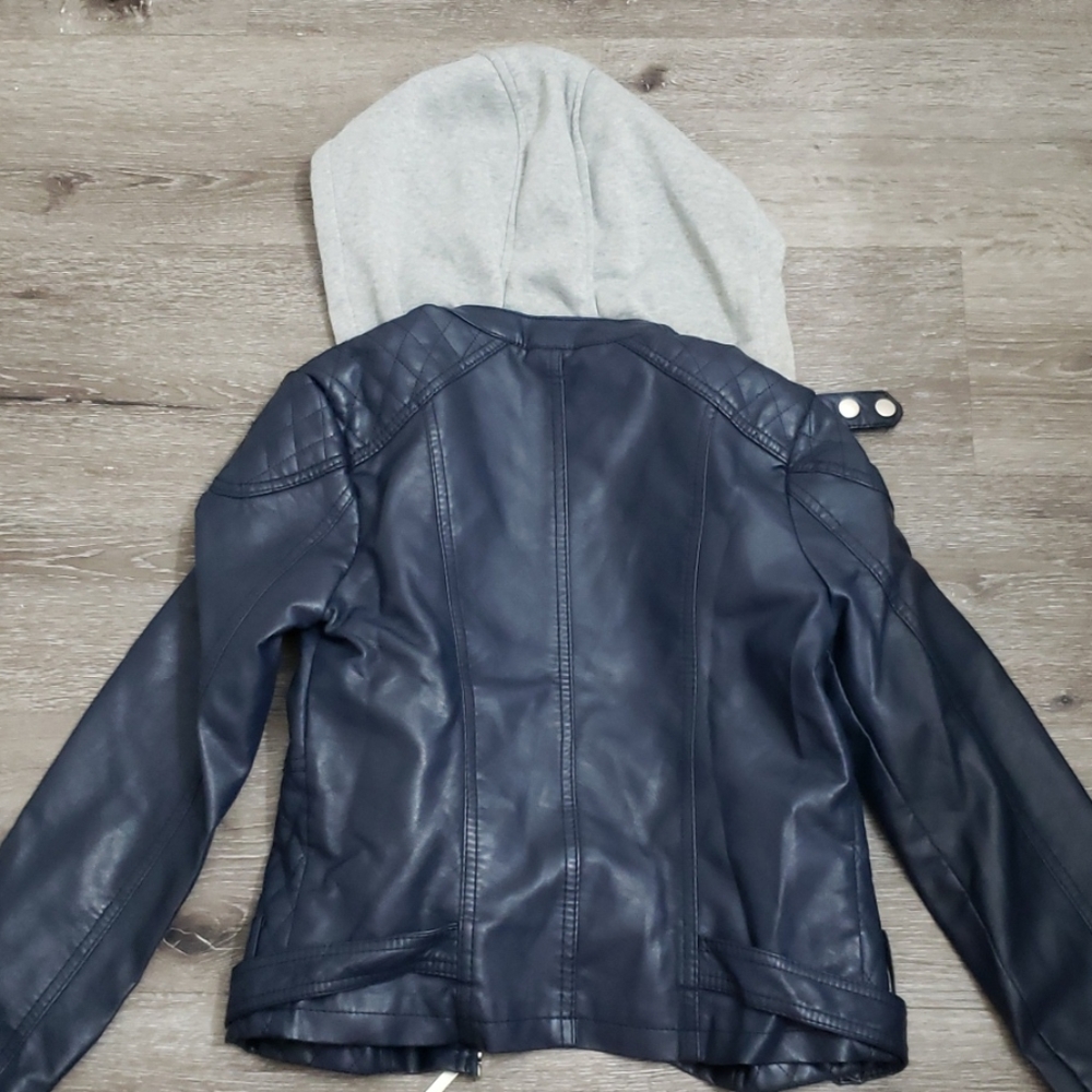 Jacket - Picture 4 of 5